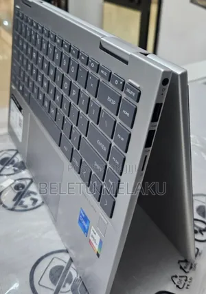 New Laptop HP Envy X360 8GB Intel Core I5 SSD 512GB
