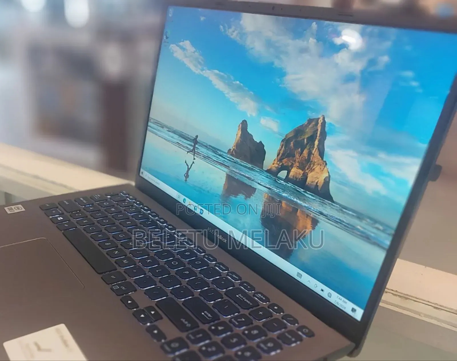 New Laptop Asus VivoBook 15 X505BA 8GB Intel Core I7 HDD+SSD 1T