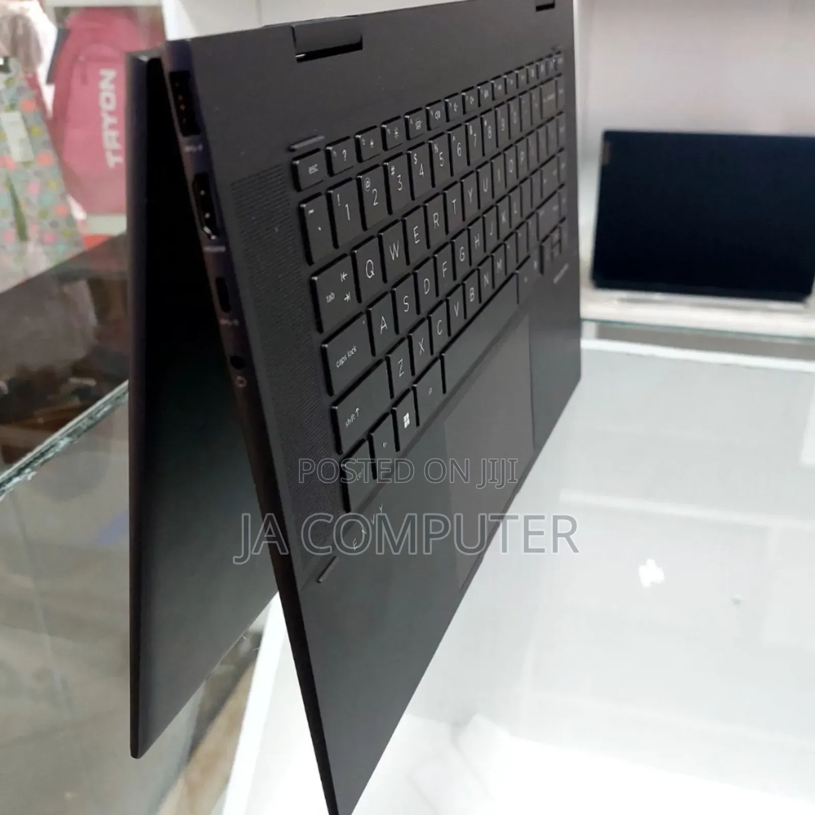 New Laptop HP Envy X360 16GB AMD Ryzen 7 SSD 1T