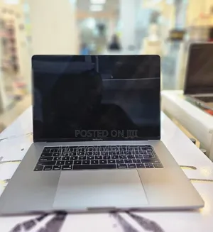 New Laptop Apple MacBook Pro 2016 16GB Intel Core I7 SSD 512GB