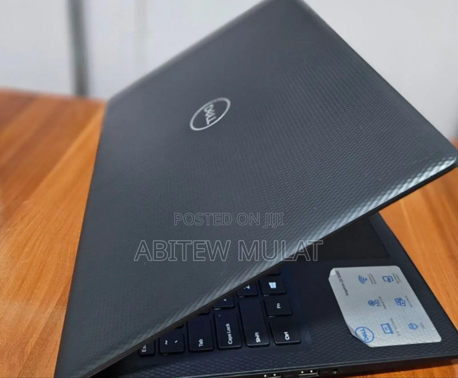 New Laptop Dell Inspiron 15 8GB Intel Core I5 SSD 1T