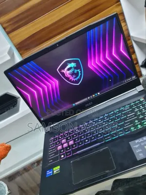 New Laptop MSI Pulse GL76 16GB Intel Core I7 SSD 512GB
