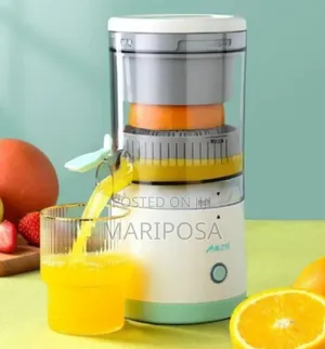 Photo - Portable Electric Citrus Juicer
