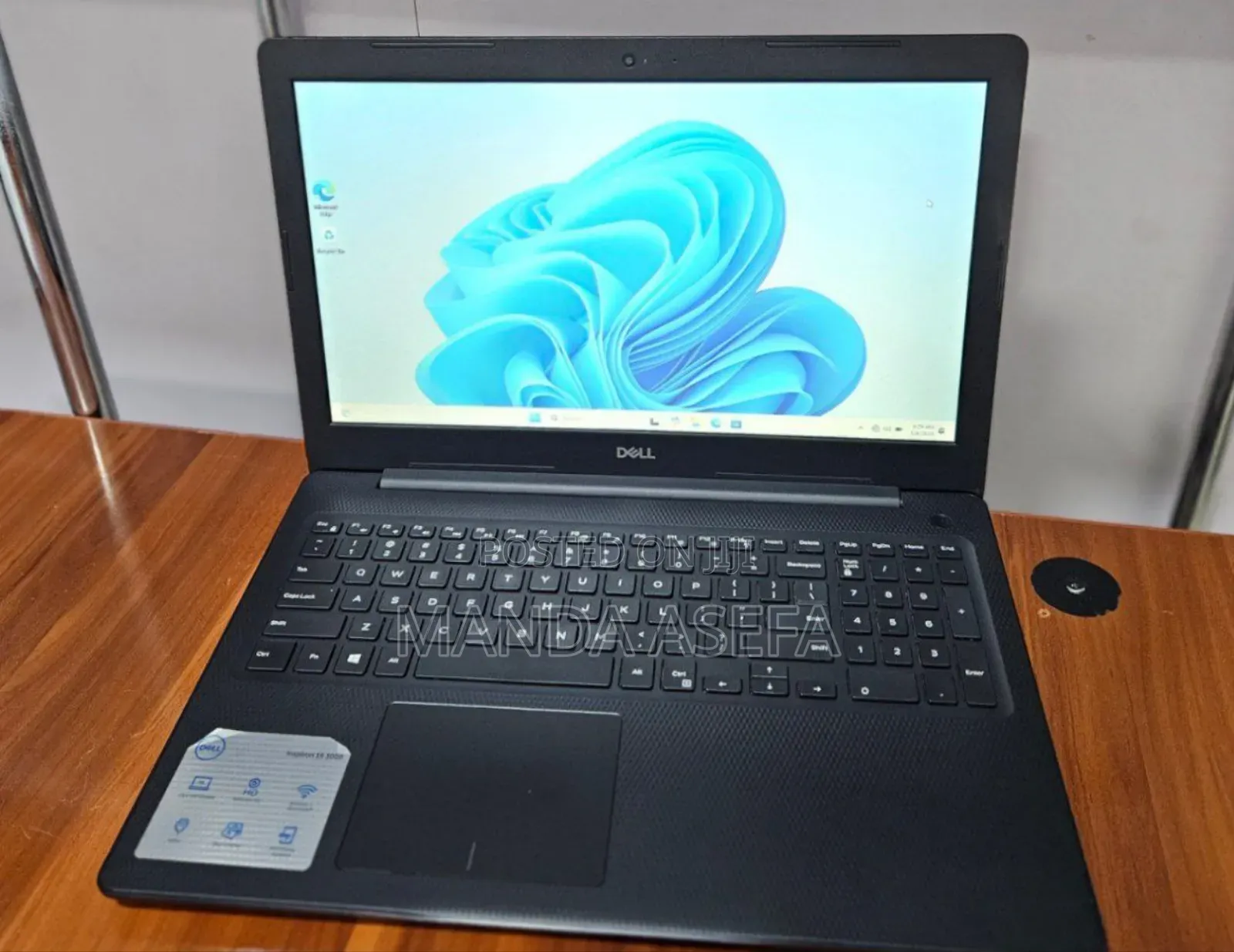 New Laptop Dell Inspiron 15 8GB Intel Core I5 SSD 1T