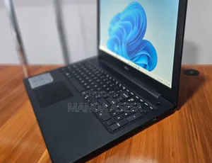 New Laptop Dell Inspiron 15 8GB Intel Core I5 SSD 1T