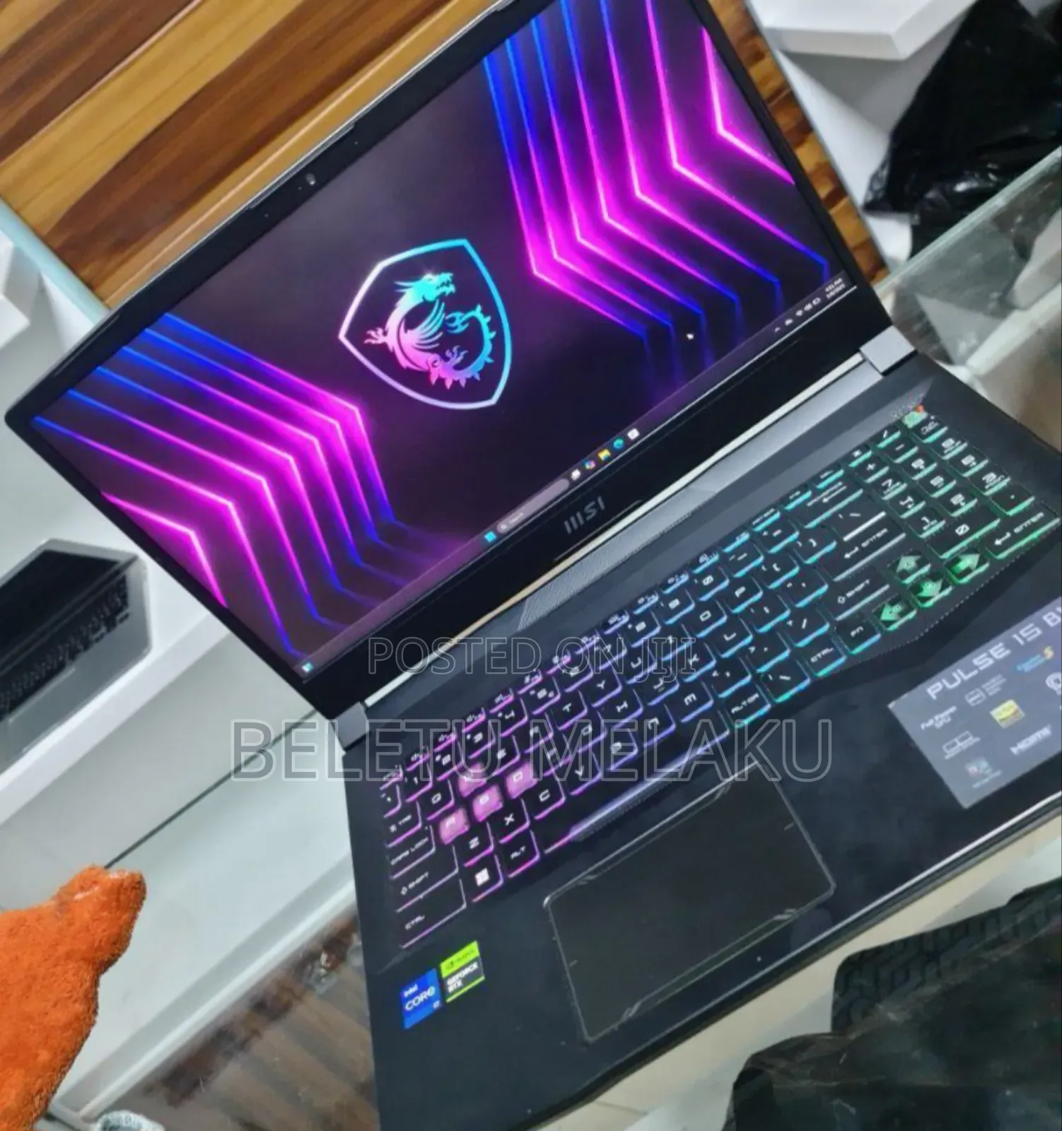 New Laptop MSI Pulse GL66 16GB Intel Core I7 SSD 512GB