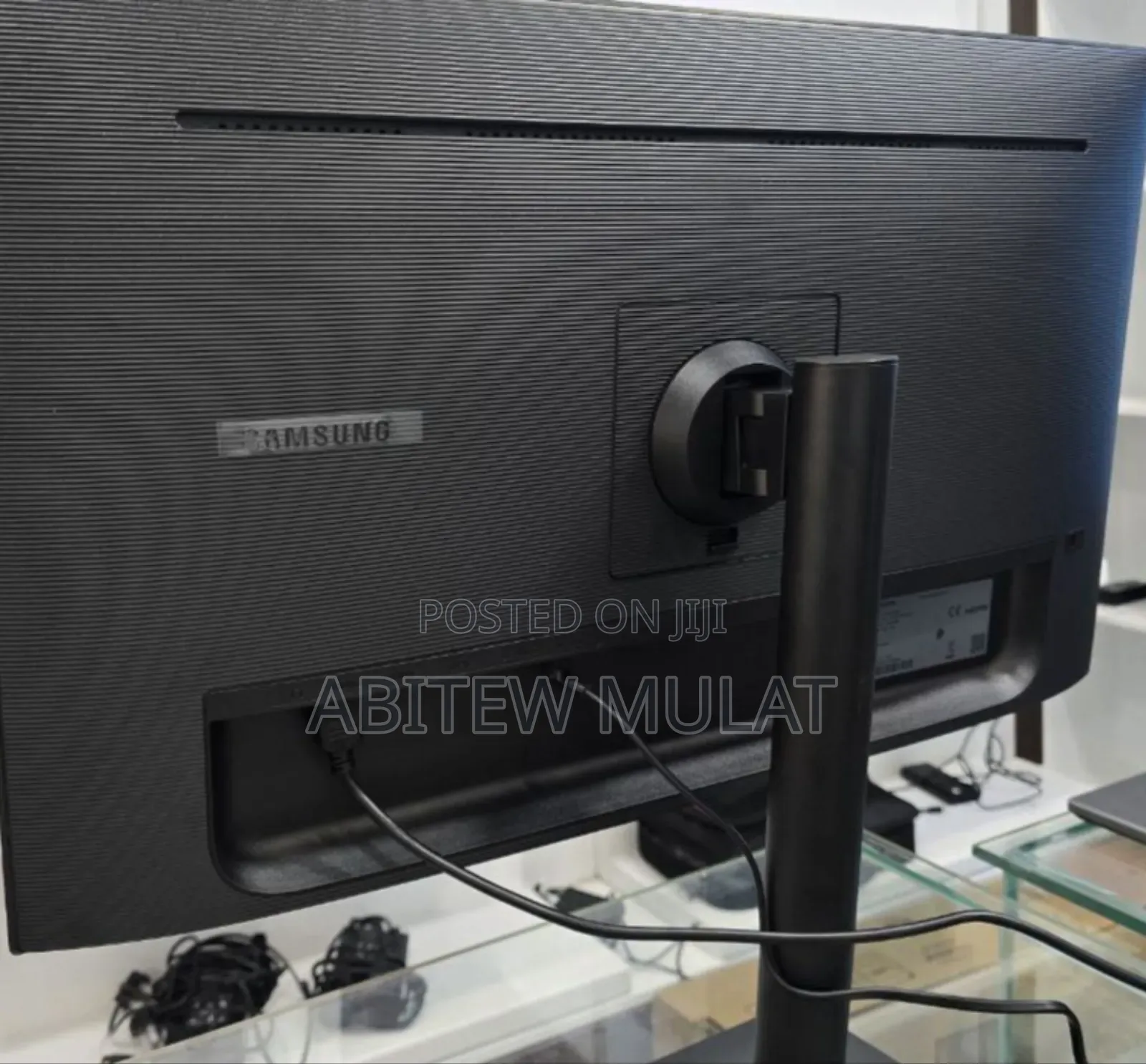 Samsung 27 Inches 16:9 Usb-C Ips Monitor for Editor