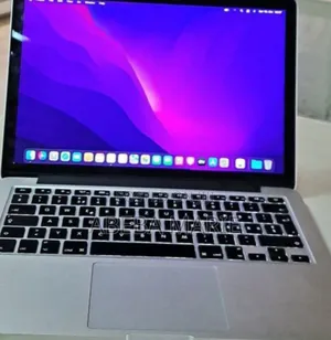 New Laptop Apple MacBook Pro 2015 8GB Intel Core I5 SSD 256GB