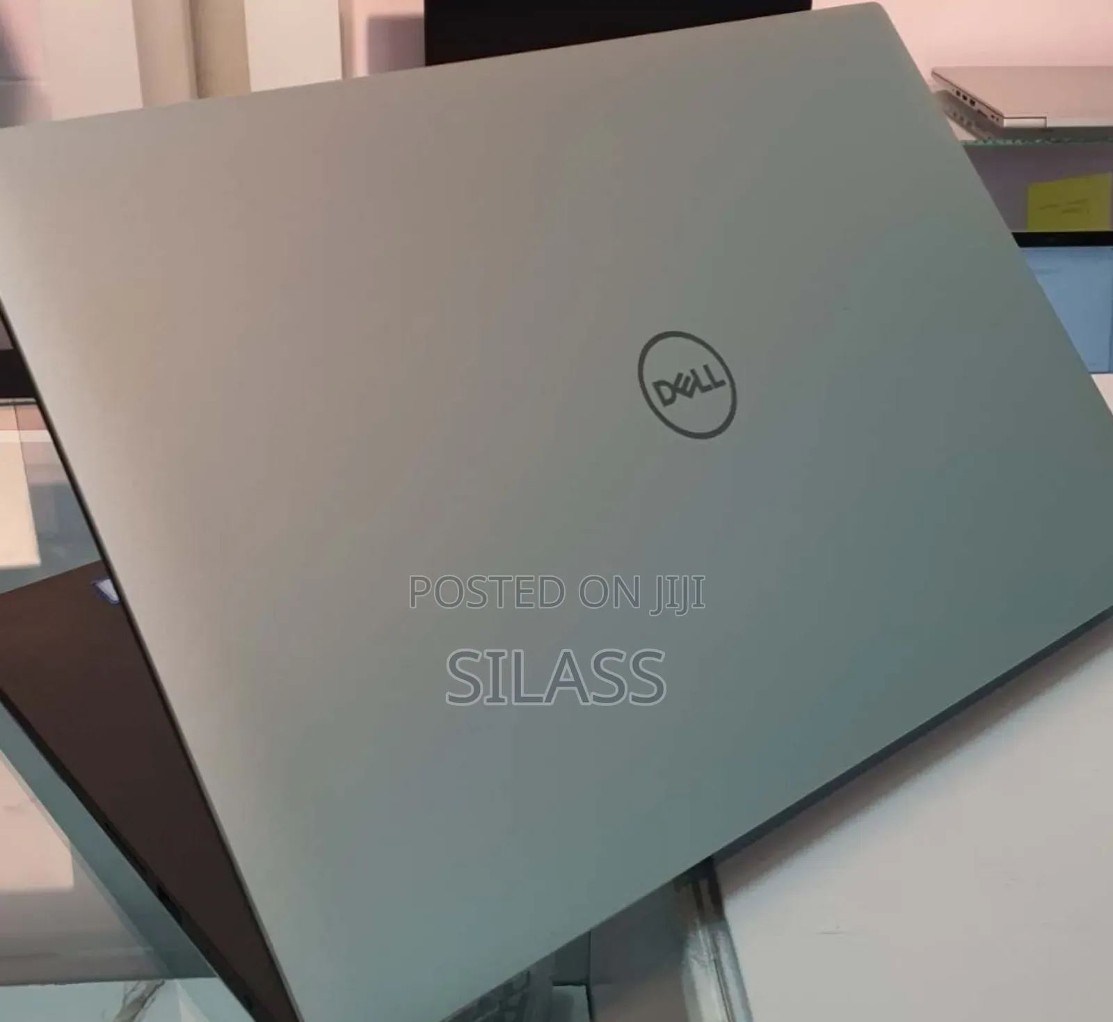 New Laptop Dell Precision 7680 16GB Intel Core I7 SSD 512GB