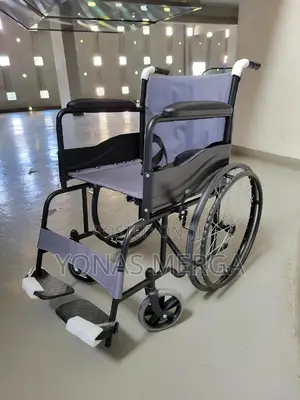 Wheelchair刊፪ዊልቼርextra Strong Wide Seat Folding Wheelchair