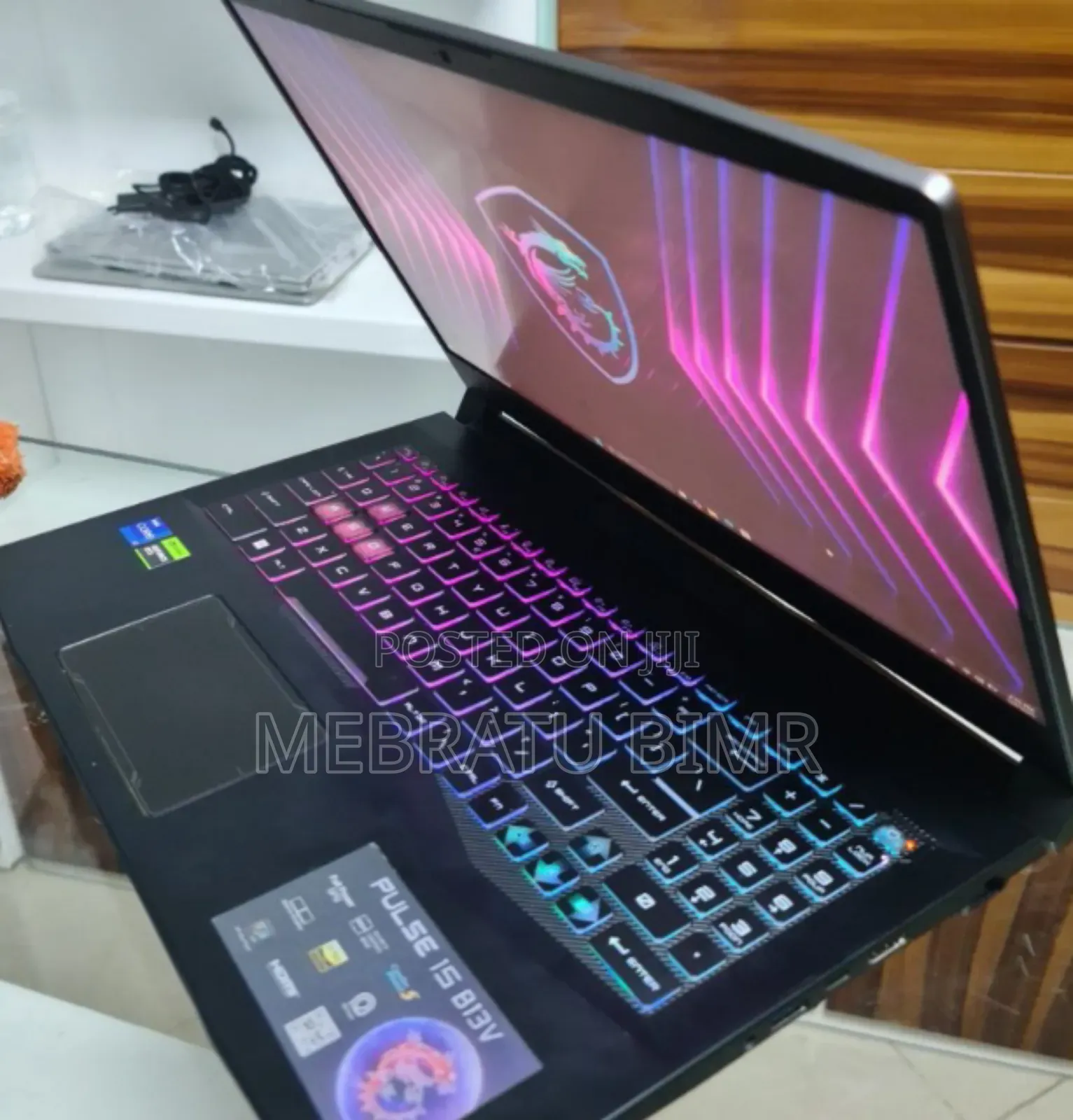 New Laptop MSI Pulse GL76 16GB Intel Core I7 SSD 512GB