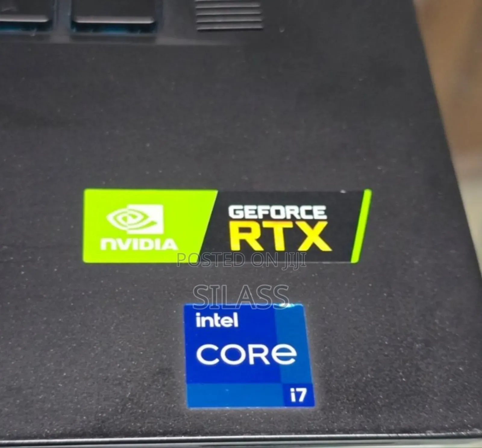 New Laptop Alienware M17x R2 16GB Intel Core I7 SSD 1T