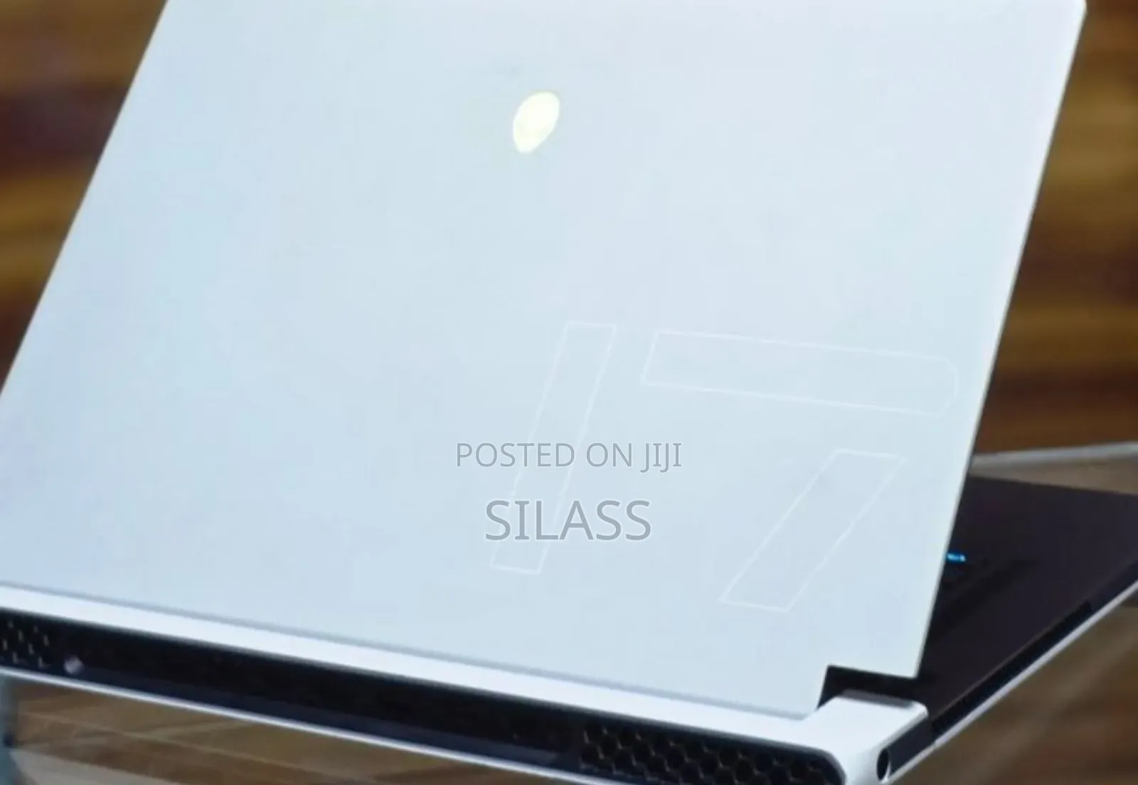 New Laptop Alienware M17x R2 16GB Intel Core I7 SSD 1T