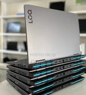 New Laptop Lenovo LOQ 15IRH8 16GB Intel Core I5 SSD 512GB