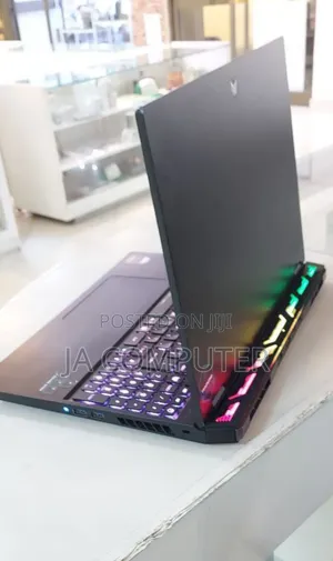 New Laptop Acer Predator Helios 300 16GB Intel Core I7 SSD 1T