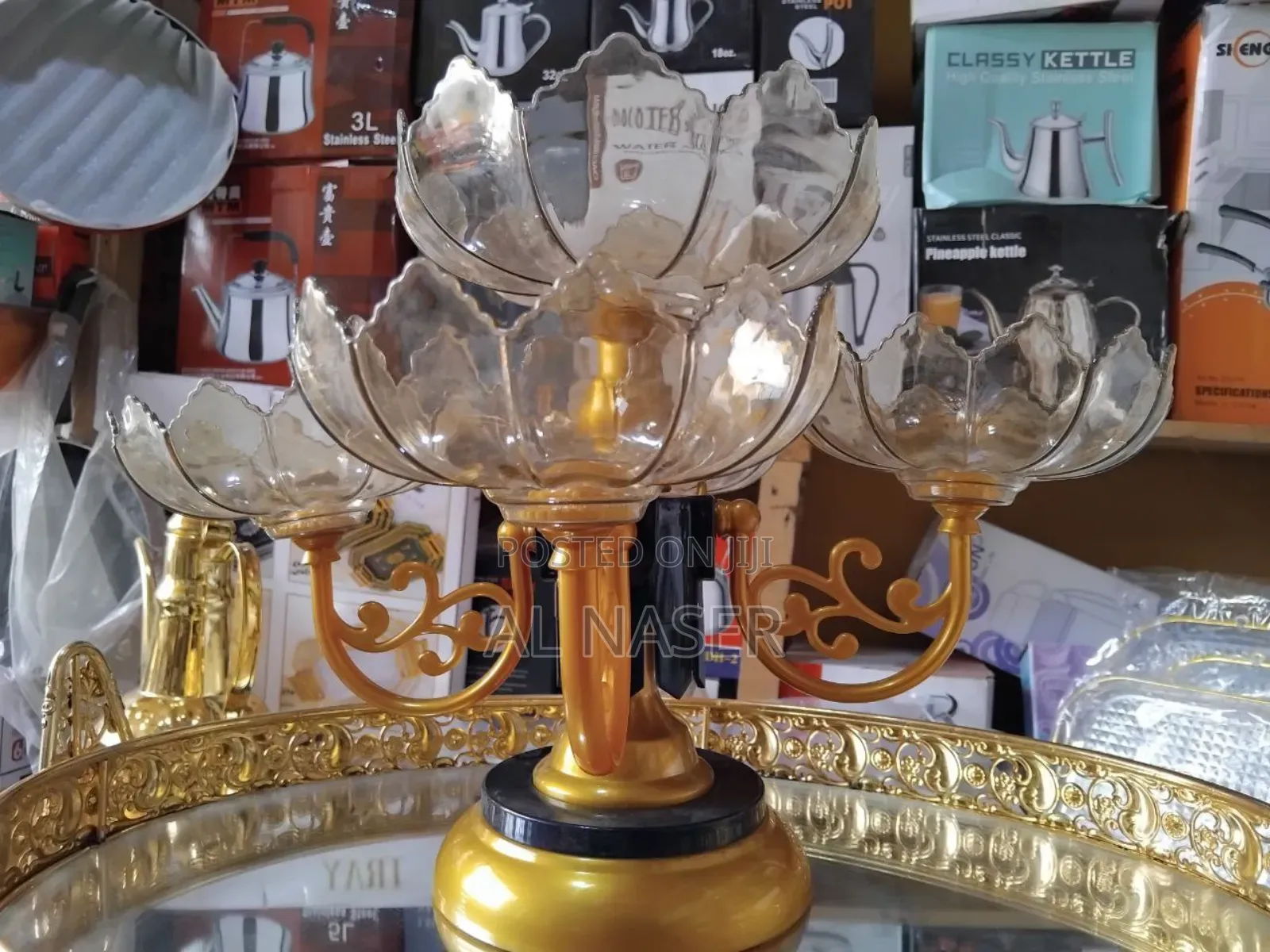 የፍሩትና የከረሜላ የቴምር የኩኪስ ማቅረቢያ