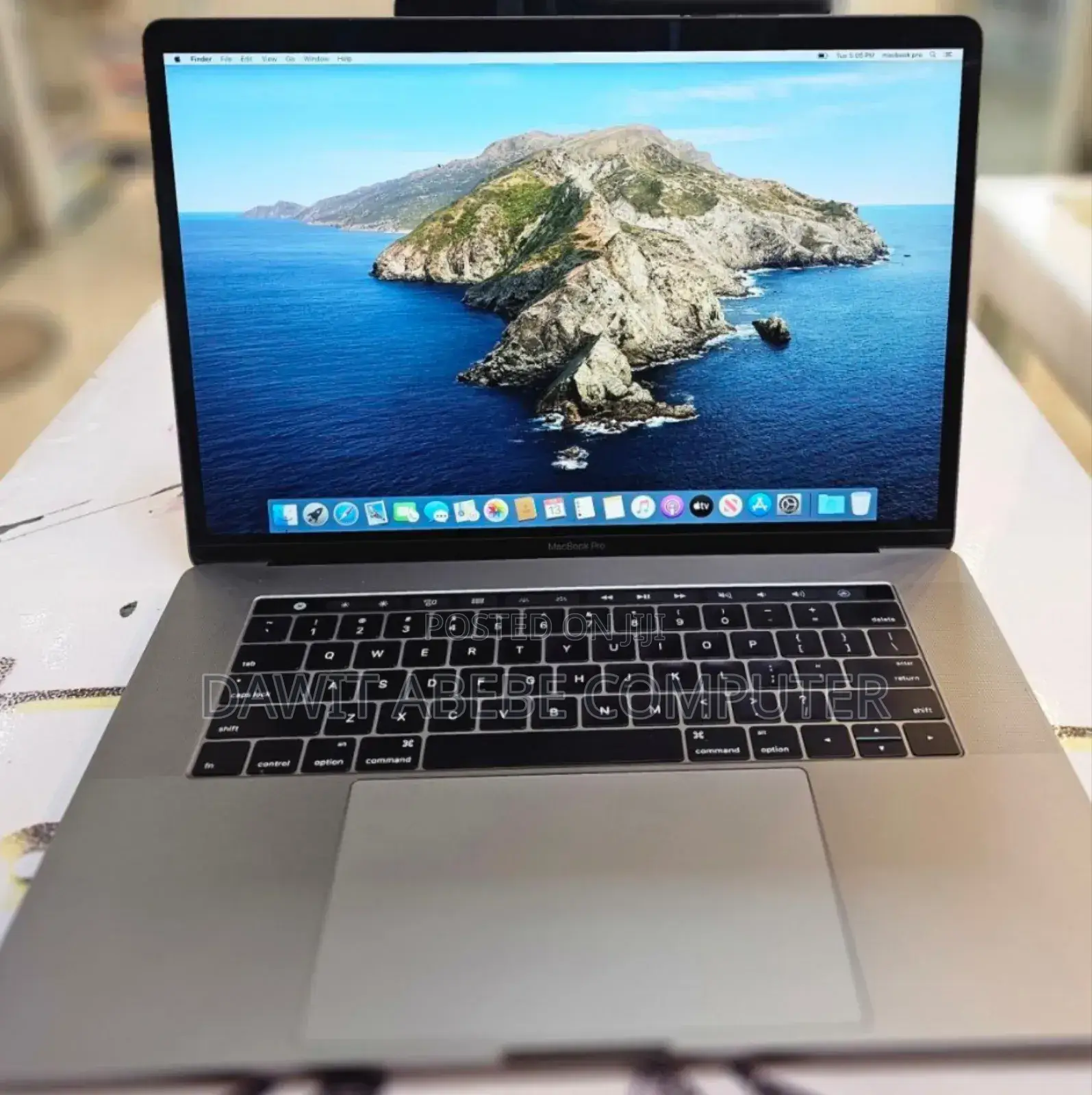 New Laptop Apple MacBook Pro 16GB Intel Core I7 SSD 512GB