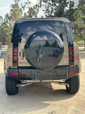 New Land Rover Defender S 2024 Gold