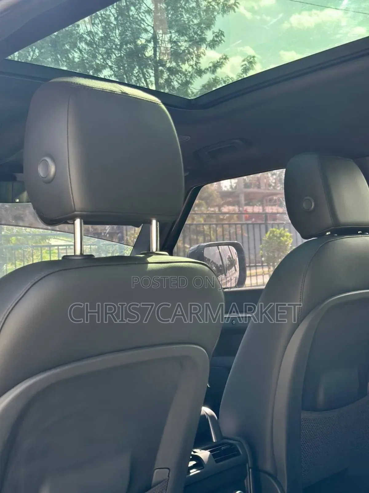 New Land Rover Defender S 2024 Gold