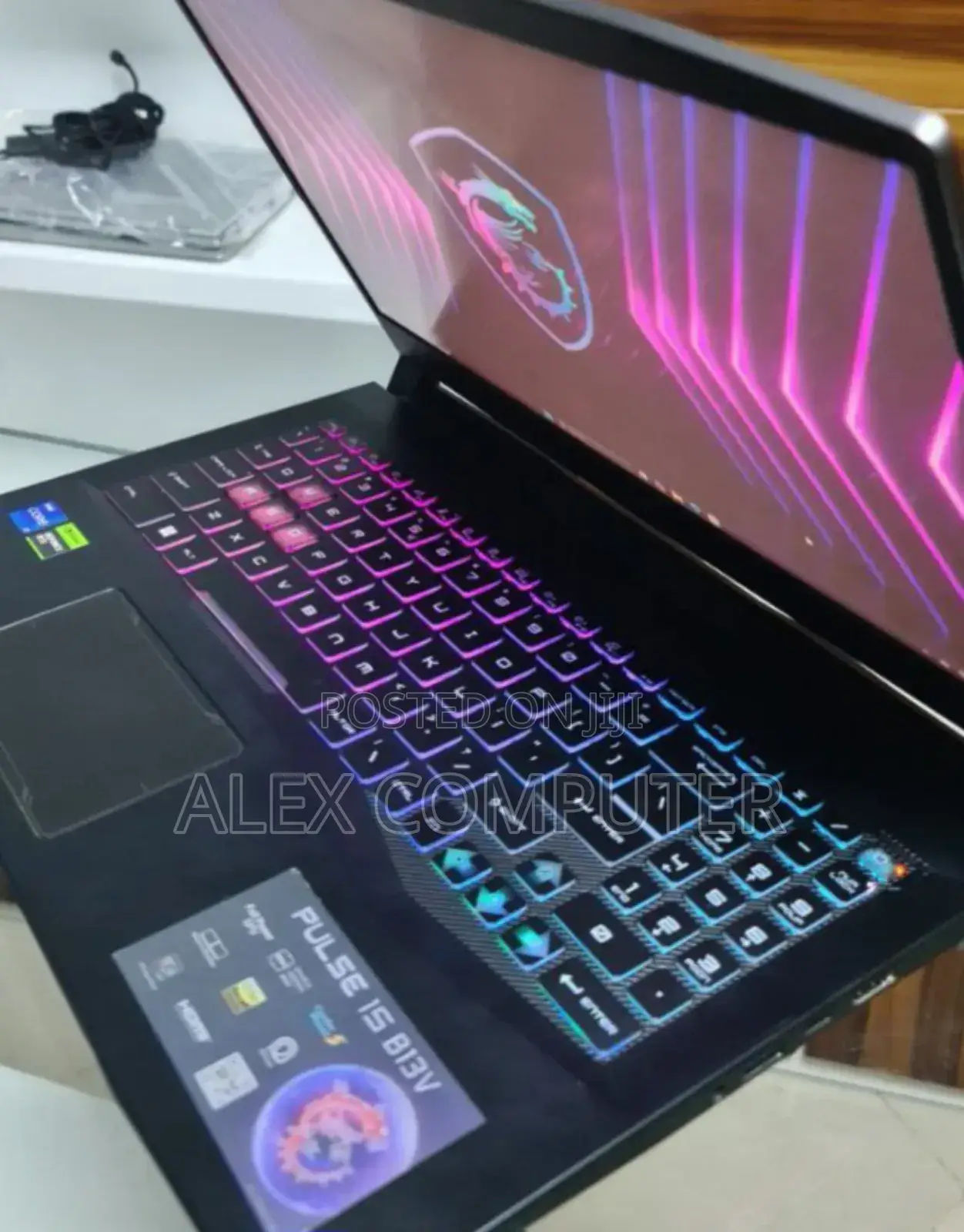 New Laptop MSI Pulse GL66 16GB Intel Core I7 SSD 512GB