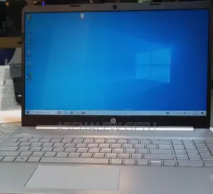 New Laptop HP Pavilion 15 8GB Intel Core I5 SSD 256GB
