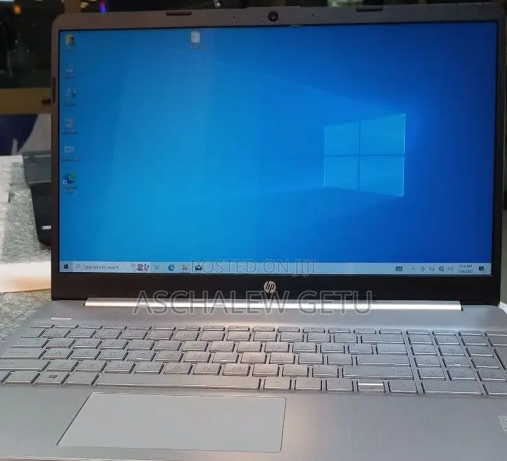 New Laptop HP Pavilion 15 8GB Intel Core I5 SSD 256GB