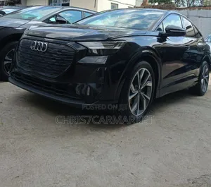 Audi Q4 e-tron 2023 Black