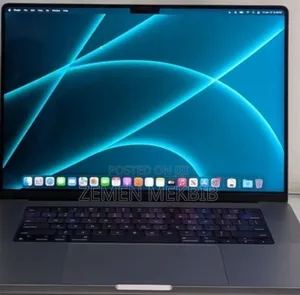 New Laptop Apple MacBook Pro M1 16GB Intel Core I9 SSD 1T