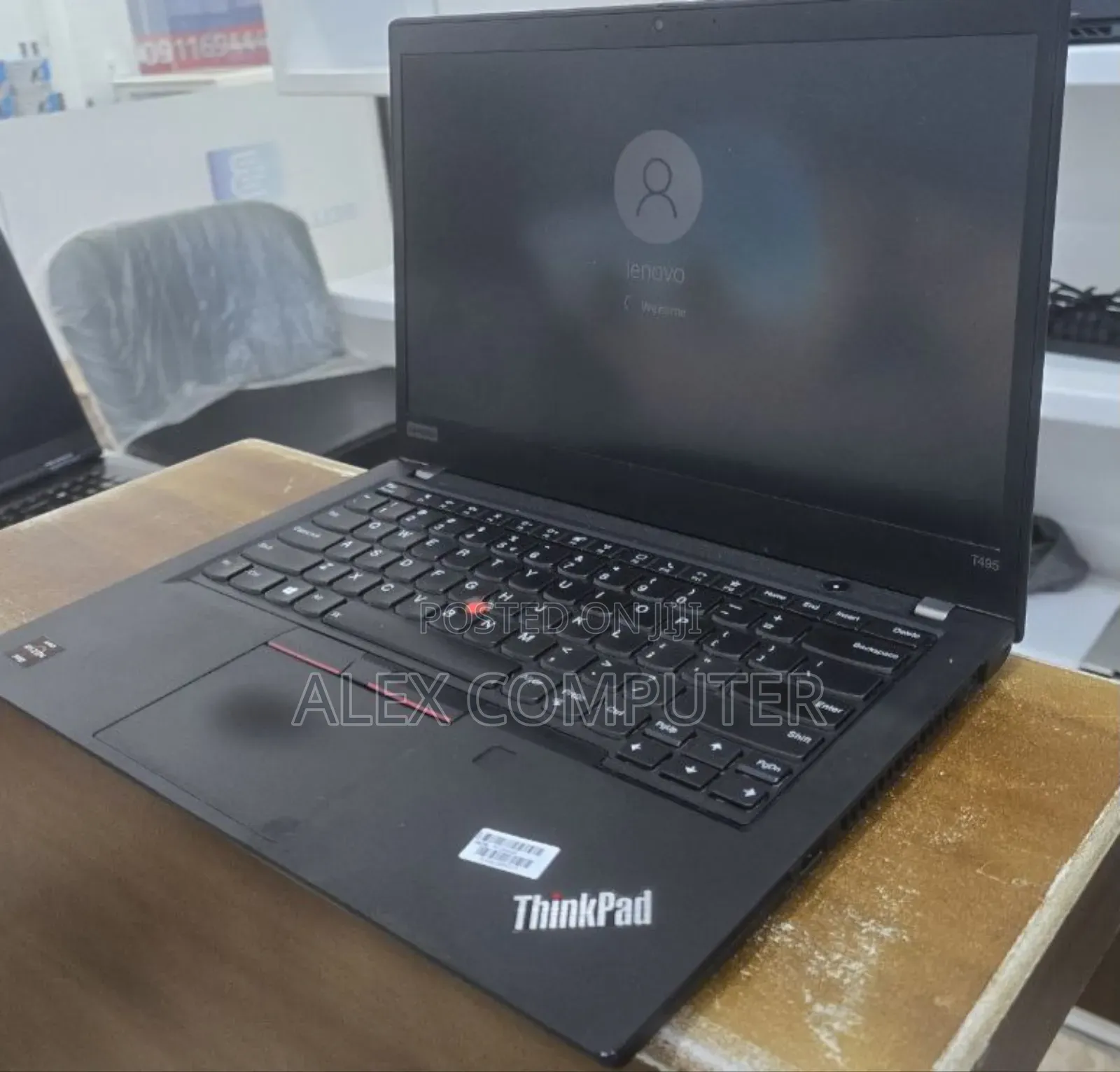 New Laptop Lenovo ThinkPad T495s 16GB AMD Ryzen 5 SSD 512GB