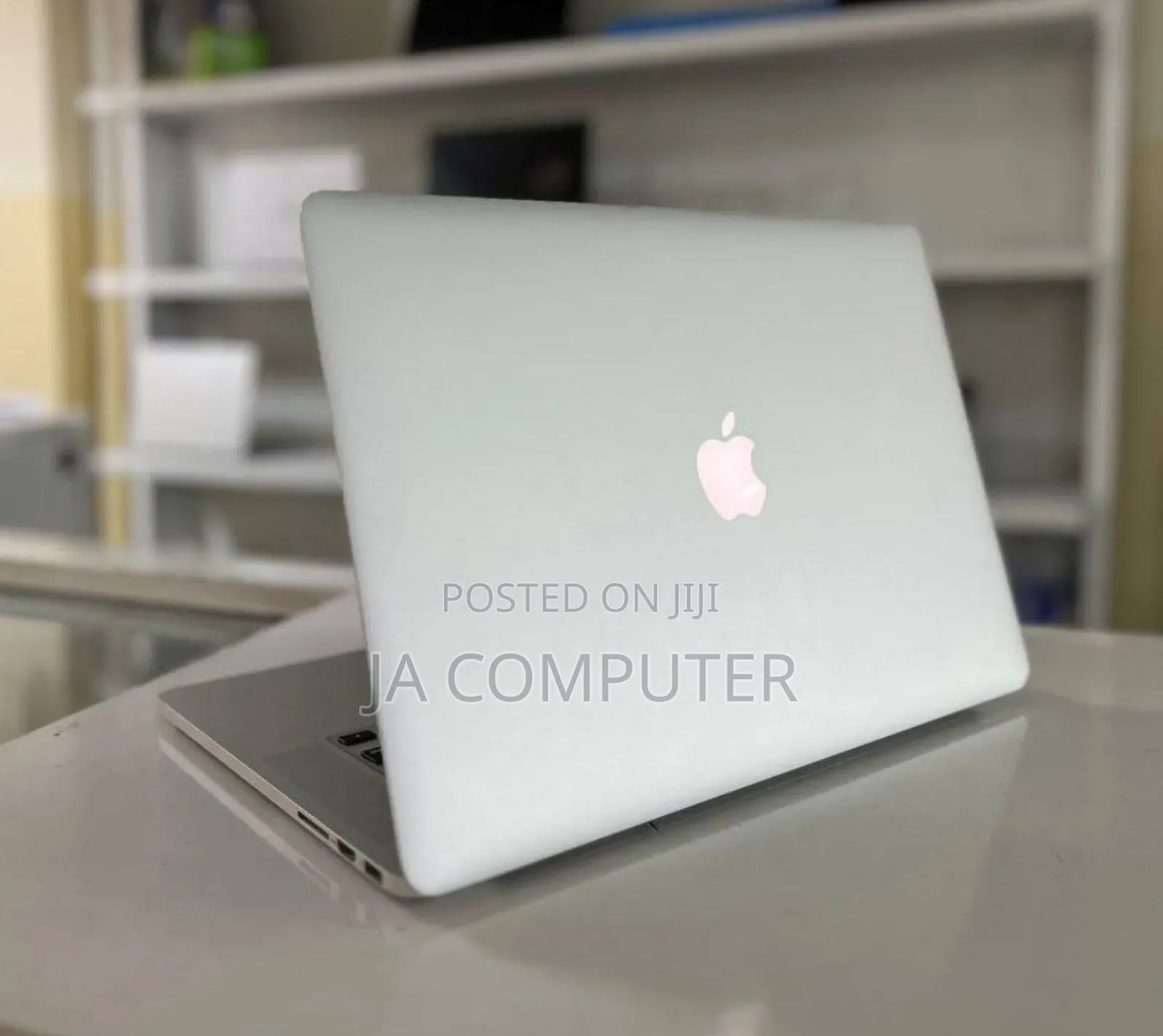 New Laptop Apple MacBook Pro 2015 16GB Intel Core I7 SSD 512GB