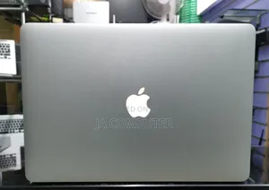 New Laptop Apple MacBook Pro 2015 16GB Intel Core I7 SSD 512GB