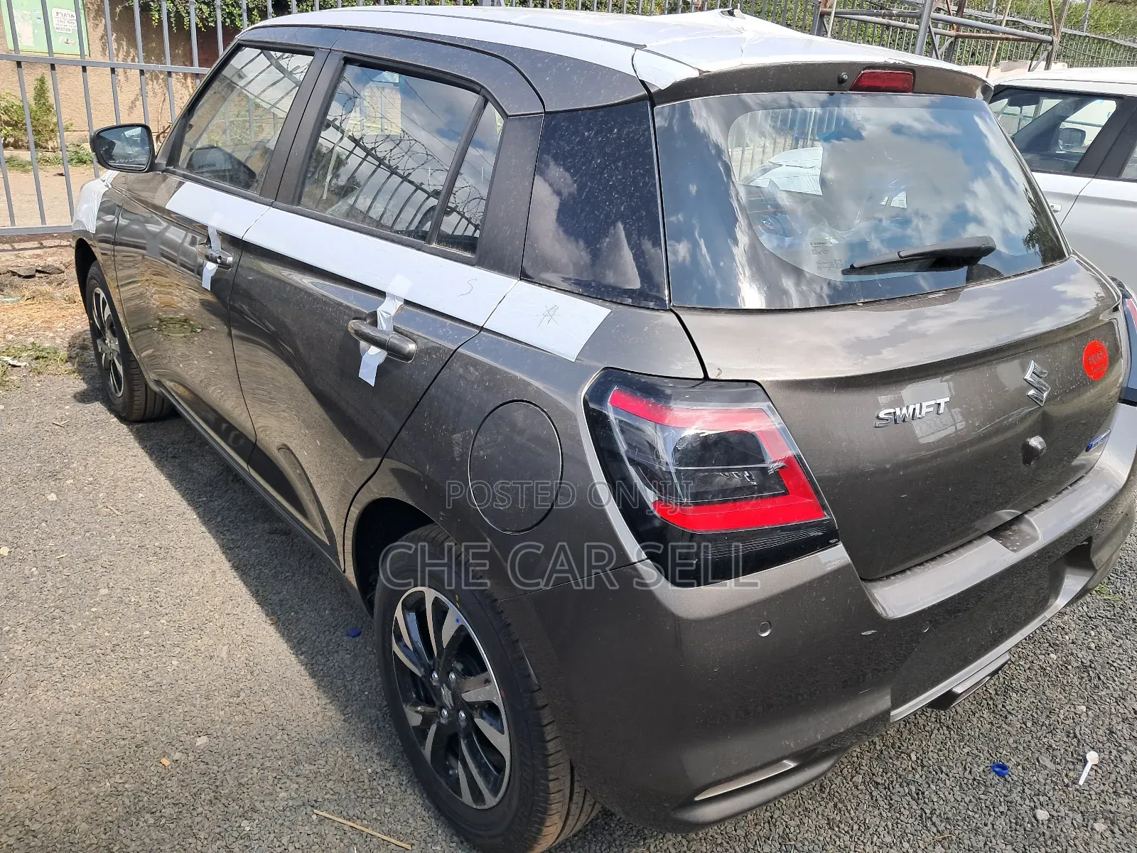 New Suzuki Swift 2024 Gray