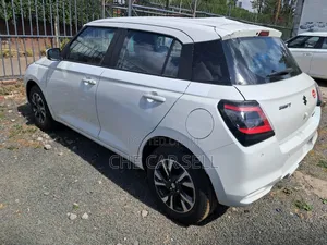New Suzuki Swift 2024 Gray