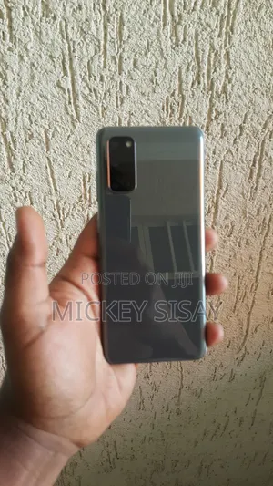 Samsung Galaxy S20 128 GB Gray