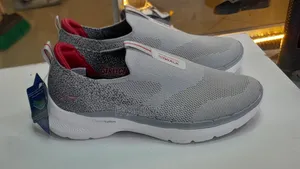 Skcheres for Men
