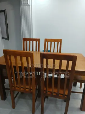 በዋንዛ የተሠራ የምግብ ጠረጴዛ ባለ 6 ወንበር 80*180ሳ.ሜ