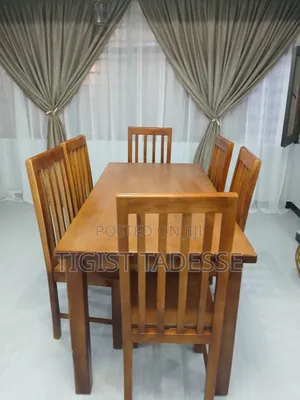 በዋንዛ የተሠራ የምግብ ጠረጴዛ ባለ 6 ወንበር 80*180ሳ.ሜ