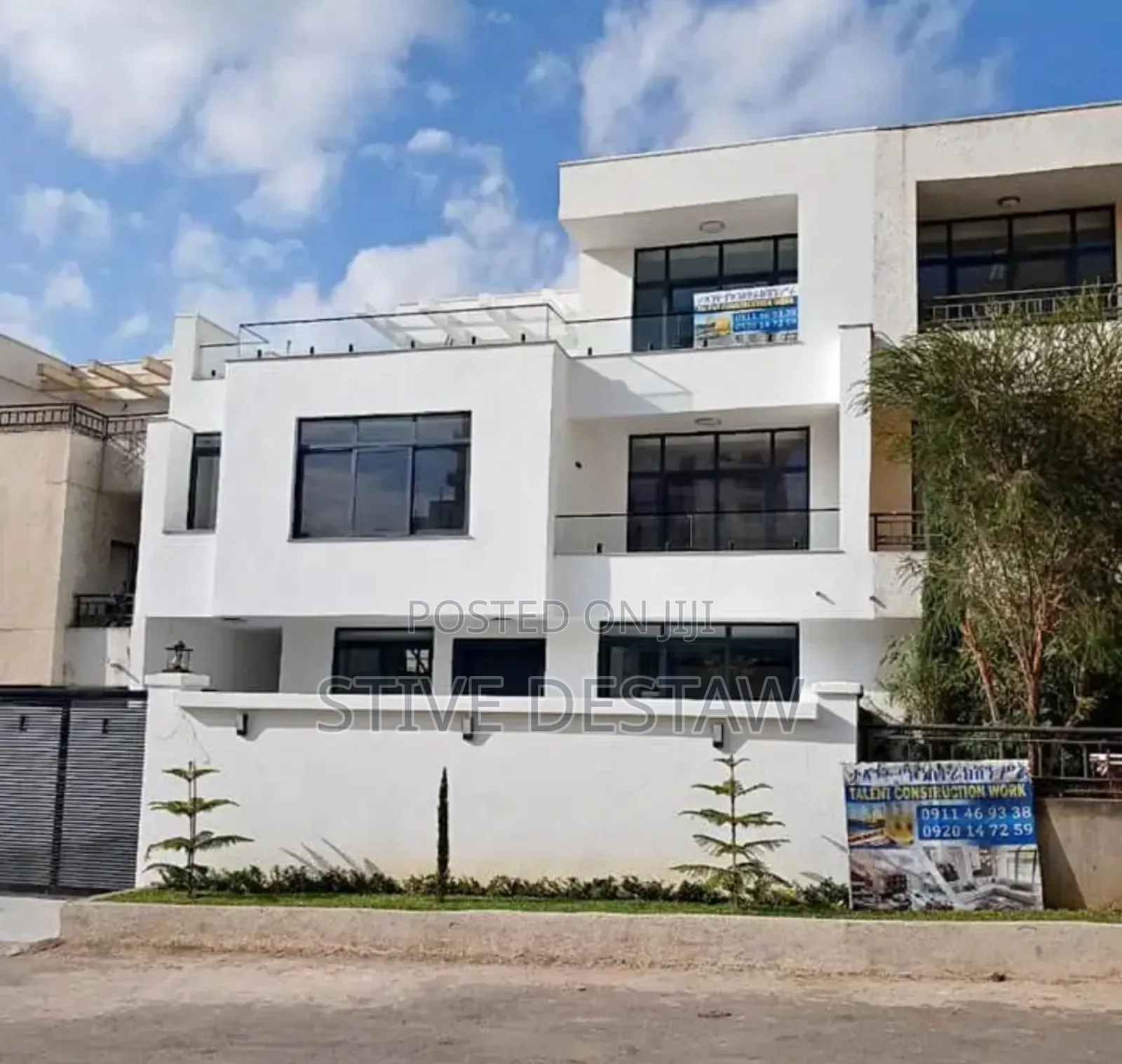 6bdrm House in Noah Real Estate, Bole for sale