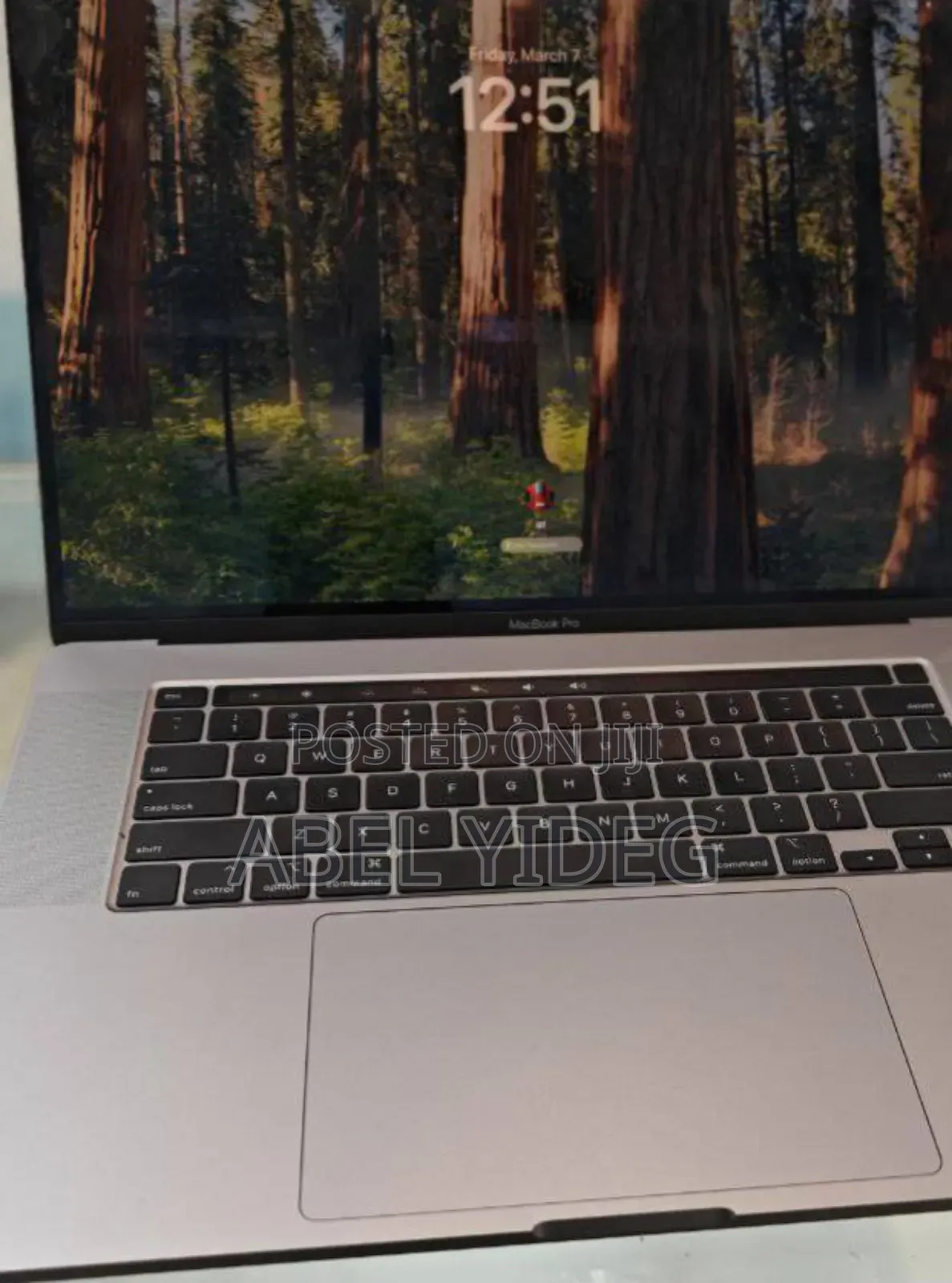 New Laptop Apple MacBook Pro 2019 16GB Intel Core I7 SSD 512GB