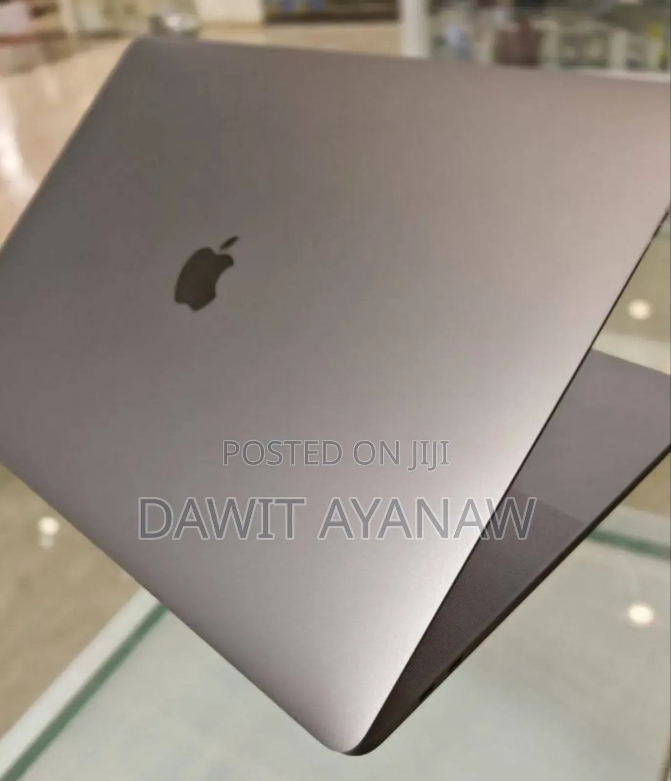 New Laptop Apple MacBook Pro 2019 16GB Intel Core I7 SSD 512GB