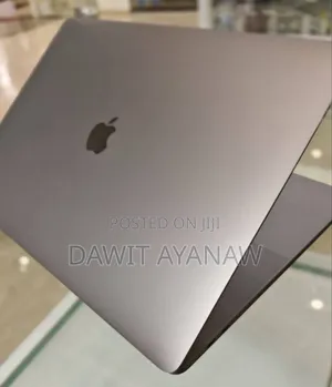 New Laptop Apple MacBook Pro 2019 16GB Intel Core I7 SSD 512GB
