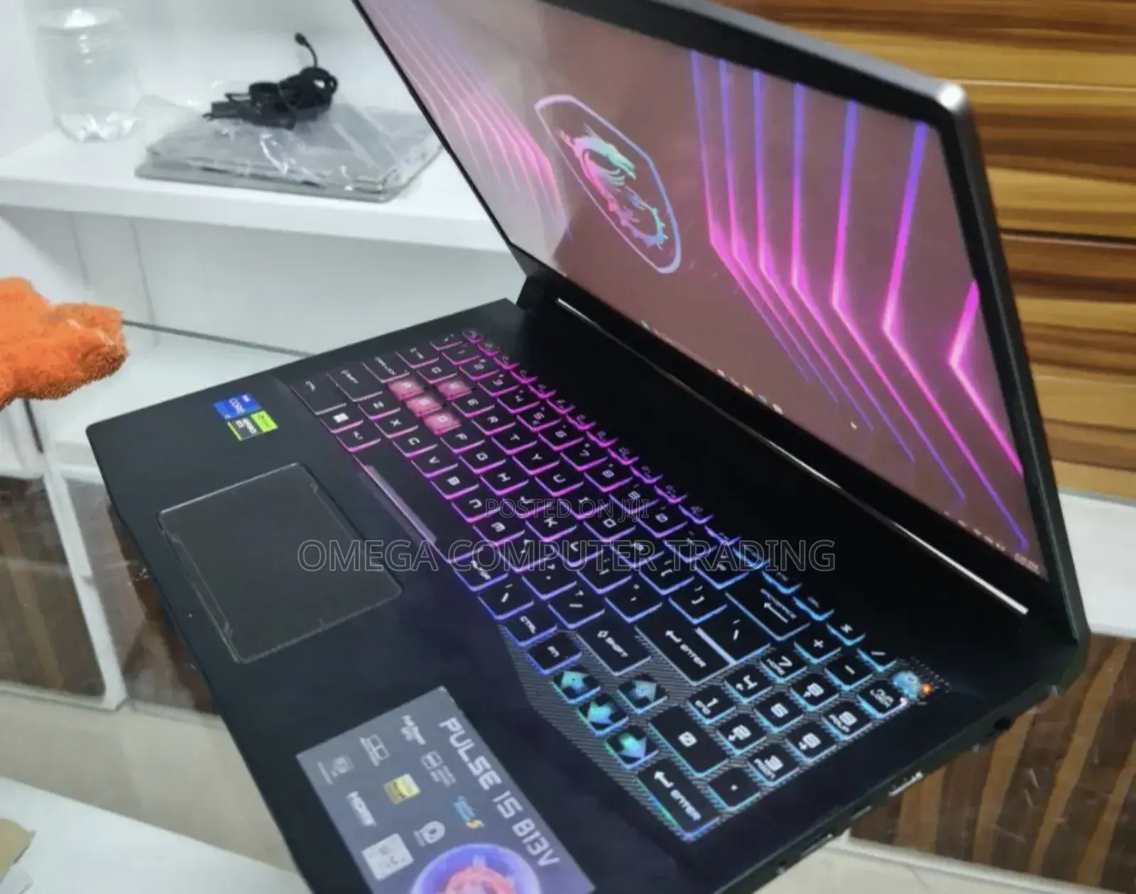 New Laptop MSI Pulse GL66 16GB Intel Core i7 SSD 512GB
