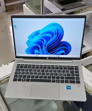 New Laptop HP 430 16GB Intel Core I3 SSD 256GB