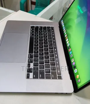 New Laptop Apple MacBook Pro 2019 16GB Intel Core I9 SSD 1T