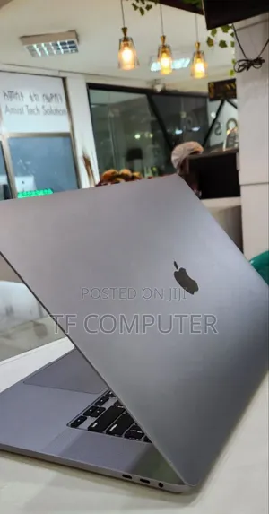 New Laptop Apple MacBook Pro 2019 16GB Intel Core I9 SSD 1T
