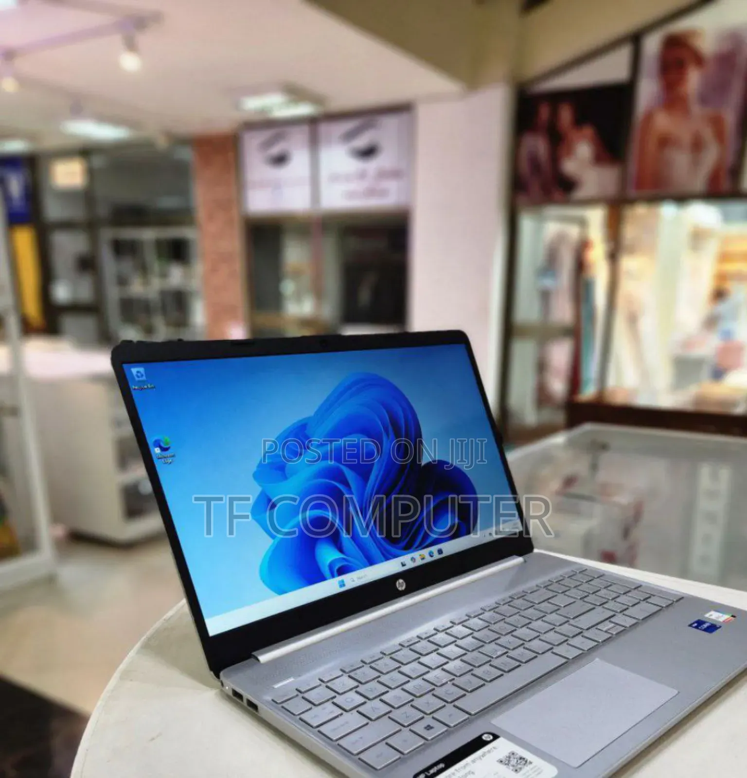 New Laptop HP Stream Notebook 16GB Intel Core I7 SSD 512GB