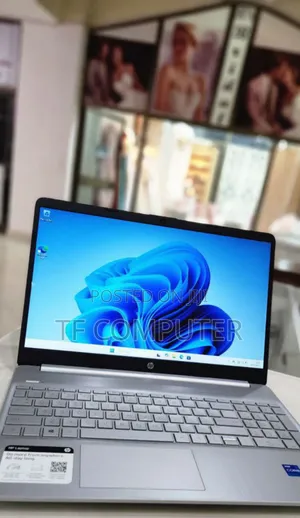 New Laptop HP Stream Notebook 16GB Intel Core I7 SSD 512GB