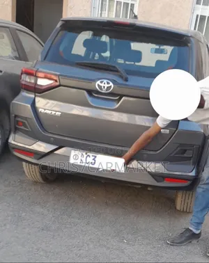 Toyota Raize 2023 Gray