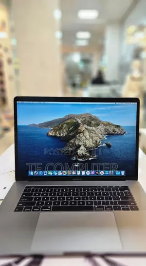 New Laptop Apple MacBook Pro 2016 16GB Intel Core I7 SSD 512GB