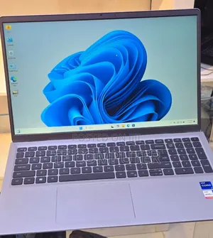 Photo - New Laptop Dell 16GB Intel Core I7 SSD 512GB